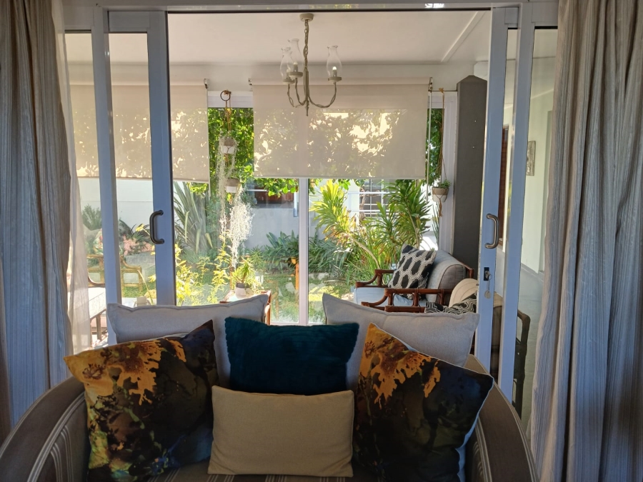3 Bedroom Property for Sale in Stilbaai Wes Western Cape